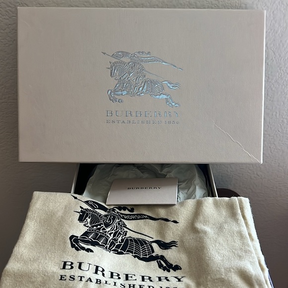 Burberry London Jacquard Sturridge 85 Peep Toe Pump - Picture 6 of 10